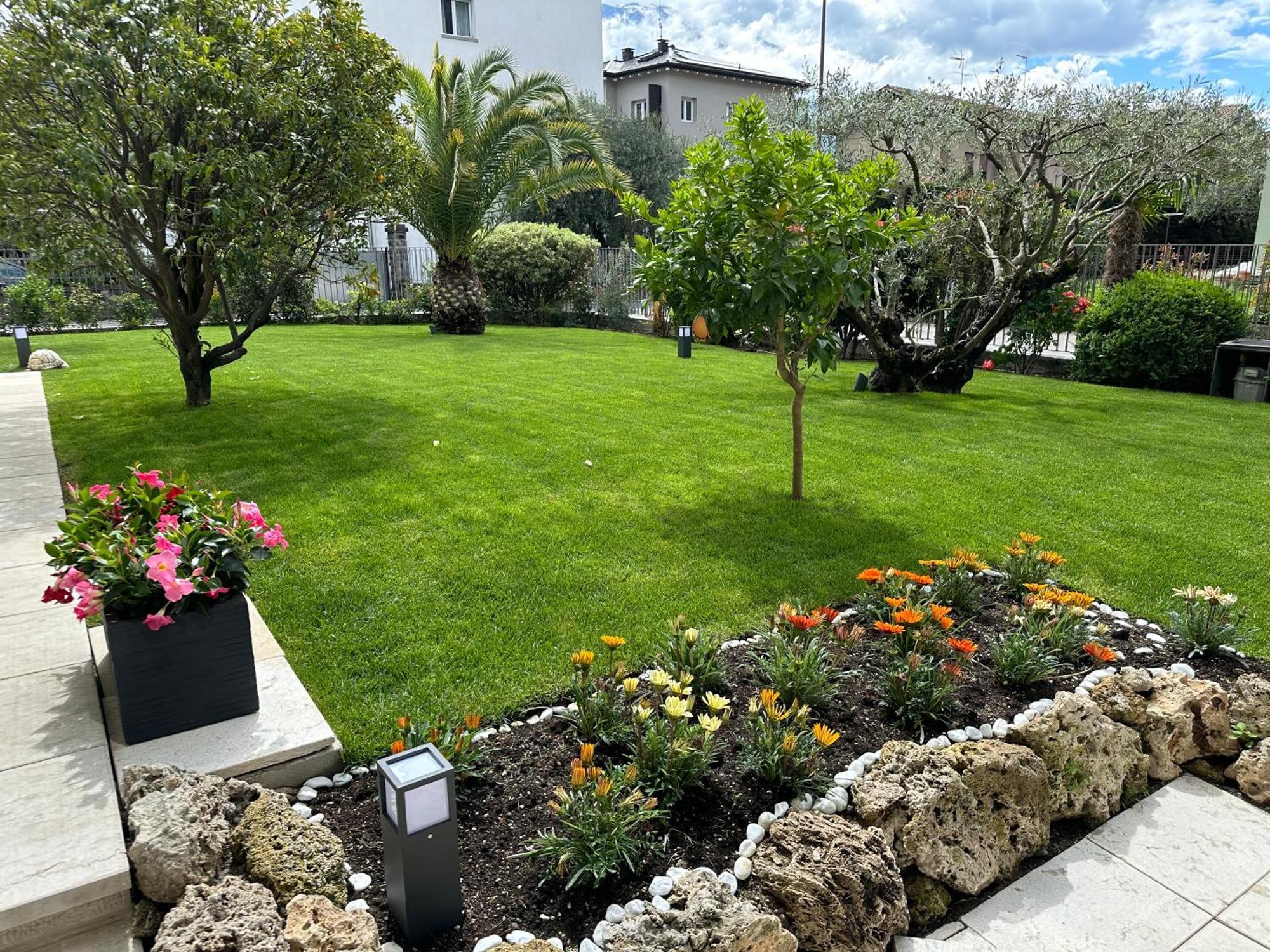 Villa Dalila Riva del Garda Esterno foto