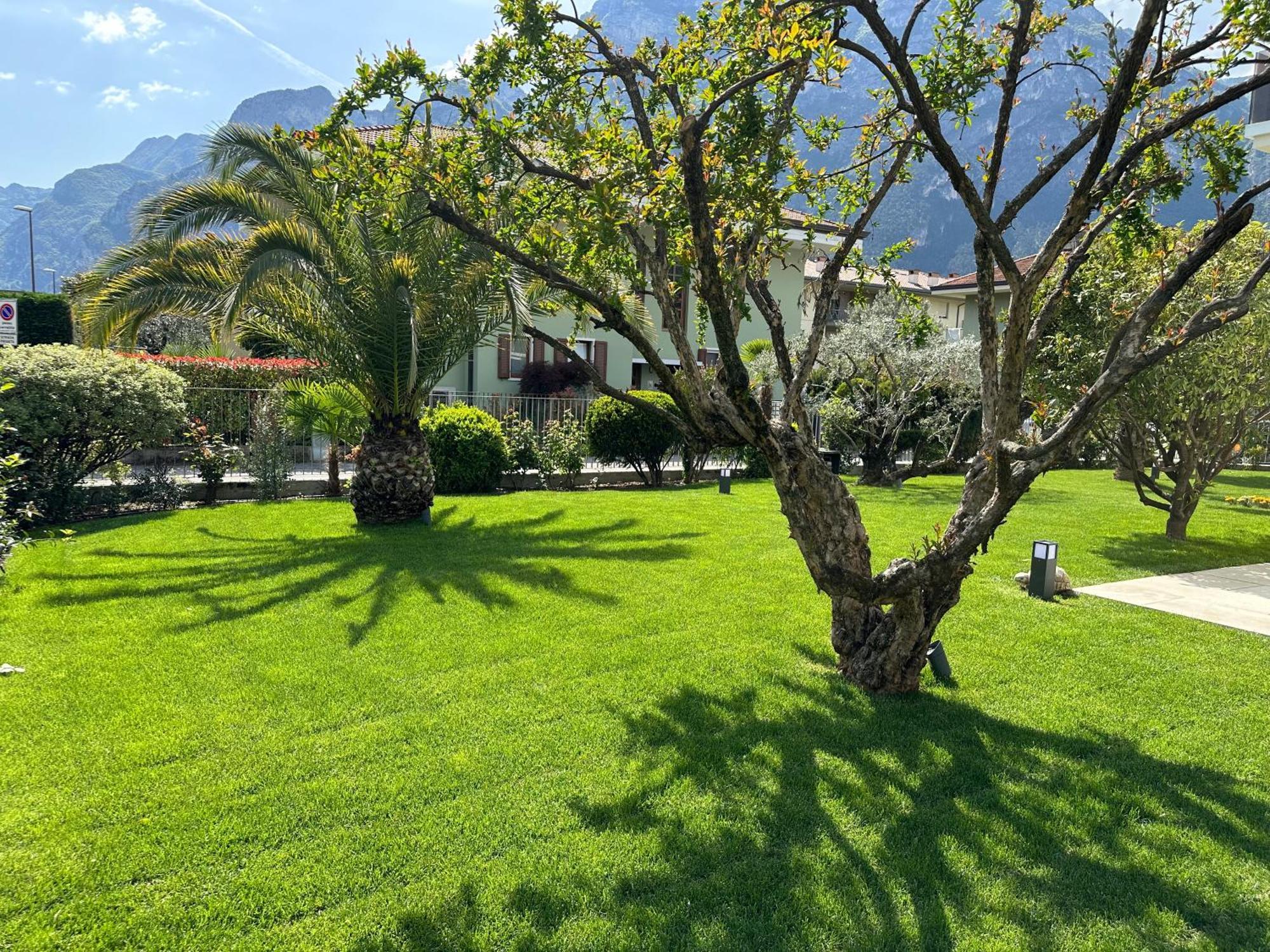 Villa Dalila Riva del Garda Esterno foto